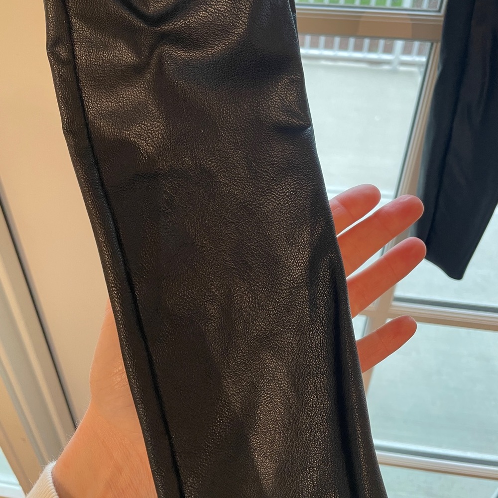 Perfect control faux leather legging
